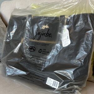 NWT Ju-Ju-Be diaper Tote